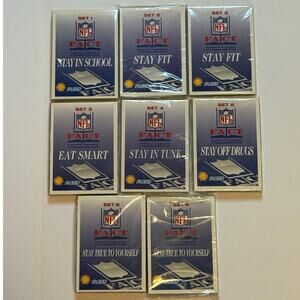 8 SEALED Packs 1996 NFL Fleer Football Trading Cards Set 1-6